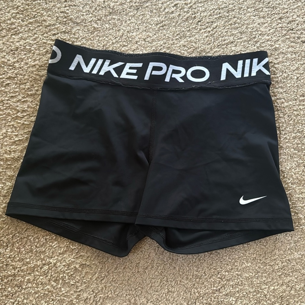 NIKE PRO SHORTS
